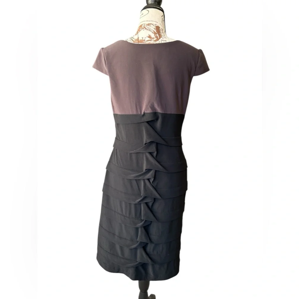 Adrianna Papell fitted midi length career wear dress size 8 - Picture 2 of 9
